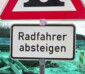 radfahrer absteigen