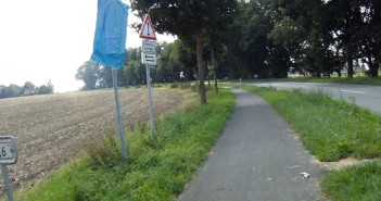„Radwegschäden“ SY-Barrien bis Leerßen: Radwegbenutzungspflicht wurde teilweise aufgehoben K 122 Im Spreeken