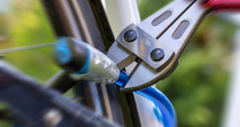 Fahrrad-Codierungen beim ADFC Fahrrad-Codierung gegen Fahrraddiebstahl
