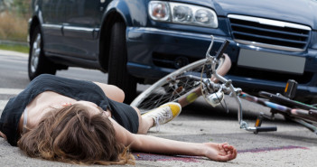 ‚Linke‘ Radwege: alte Leute sind besonders gefährdet Unfall