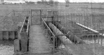 Stuhr baut Ochtumbrücke beim Bremer Flughafen Brücke Flughafen alt